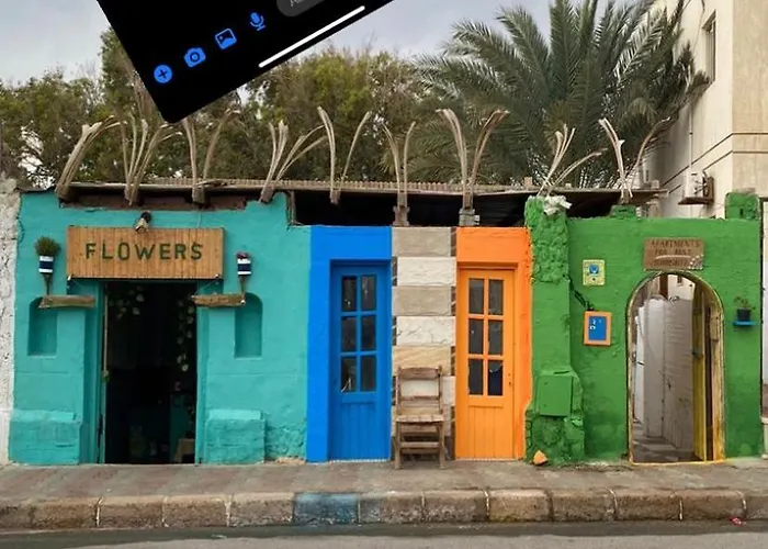 Courtyard Eel Garden بيت للعطل دهب